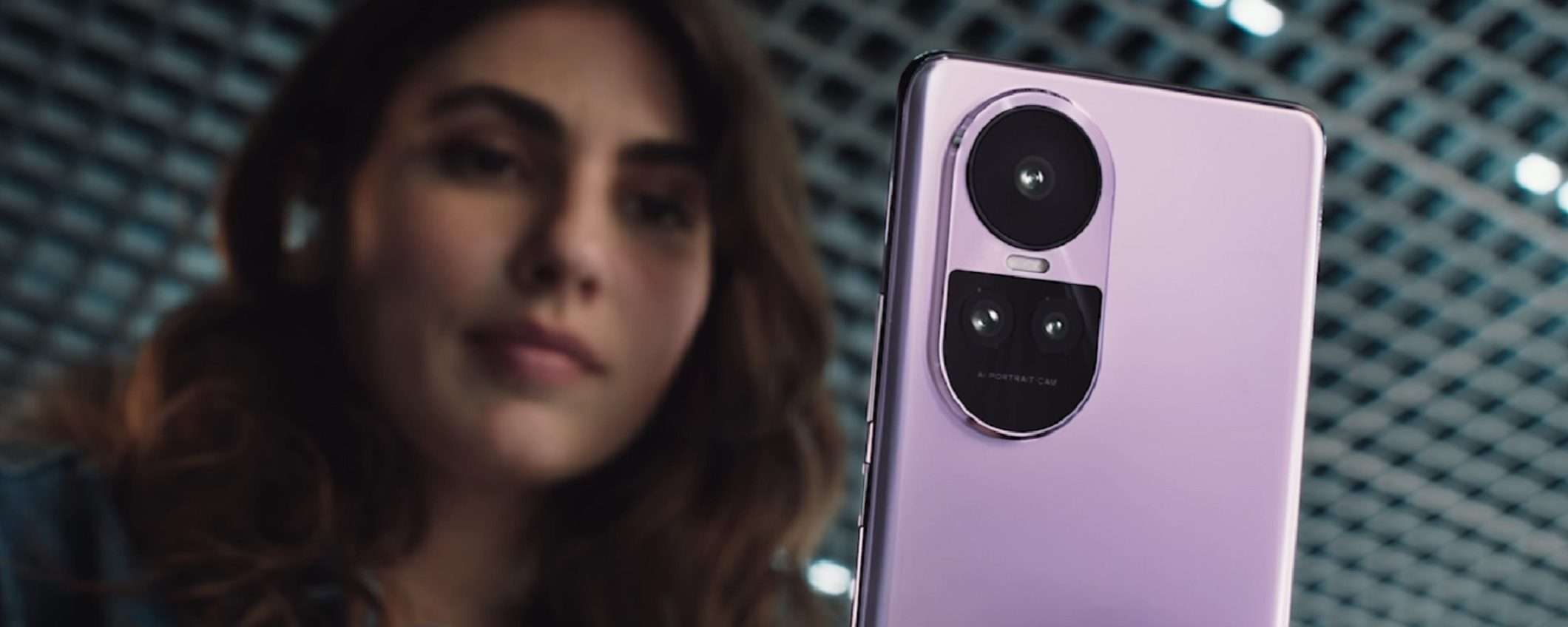 OPPO Reno 10 Pro: ultime ore per il super bundle a 584,99 euro OPPO Reno 10 Pro: ultime ore per il super bundle a 584,99 euro