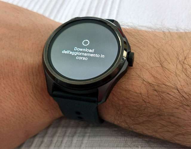 Ticwatch Pro 5: gli aggiornamenti possono essere installati direttamente dallo smartwatch