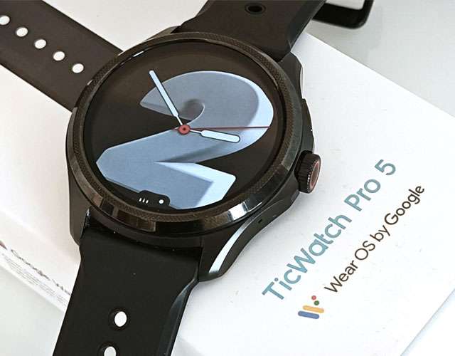 Ticwatch Pro 5: il packacing dello smartwatch