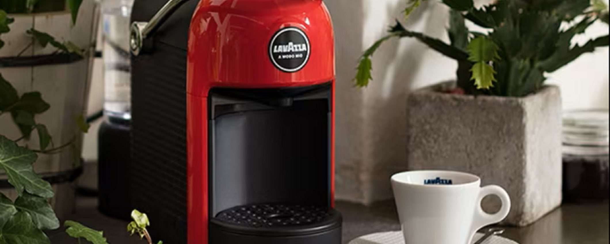 Macchina per caffè Lavazza Jolie: su eBay PREZZONE pazzesco! Macchina per caffè Lavazza Jolie: su eBay PREZZONE pazzesco!