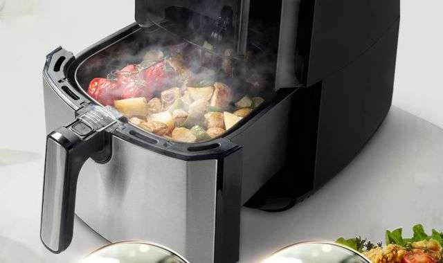 Friggitrice ad aria funzione caldo