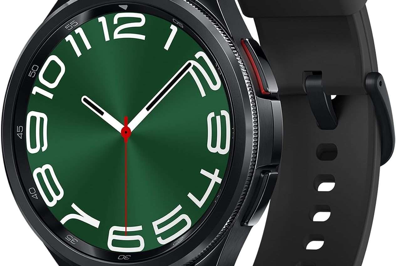 Il Samsung Galaxy Watch6 Classic è già in offerta: pochissime scorte Il Samsung Galaxy Watch6 Classic è già in offerta: pochissime scorte