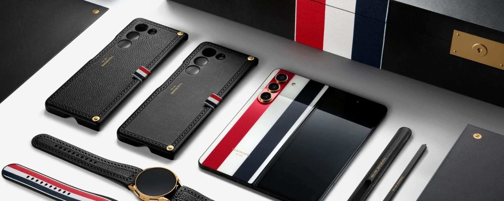 Samsung svela i nuovi Galaxy Z Fold 5 e Watch 6 Thom Browne Edition Samsung svela i nuovi Galaxy Z Fold 5 e Watch 6 Thom Browne Edition