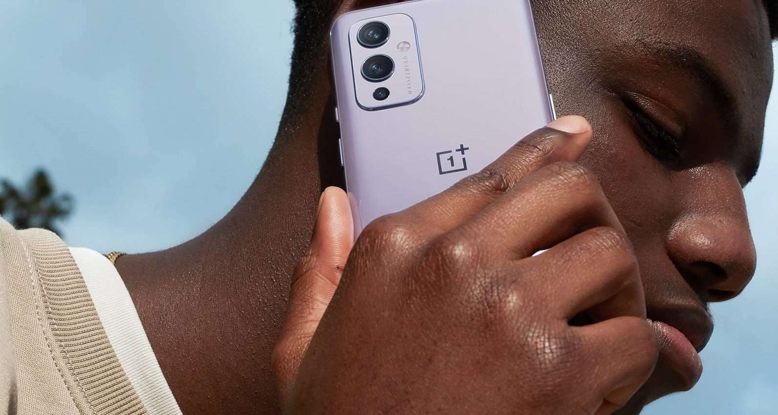 OnePlus 9 in offerta a 349€ su Amazon: è un vero BEST BUY (-51%) OnePlus 9 in offerta a 349€ su Amazon: è un vero BEST BUY (-51%)