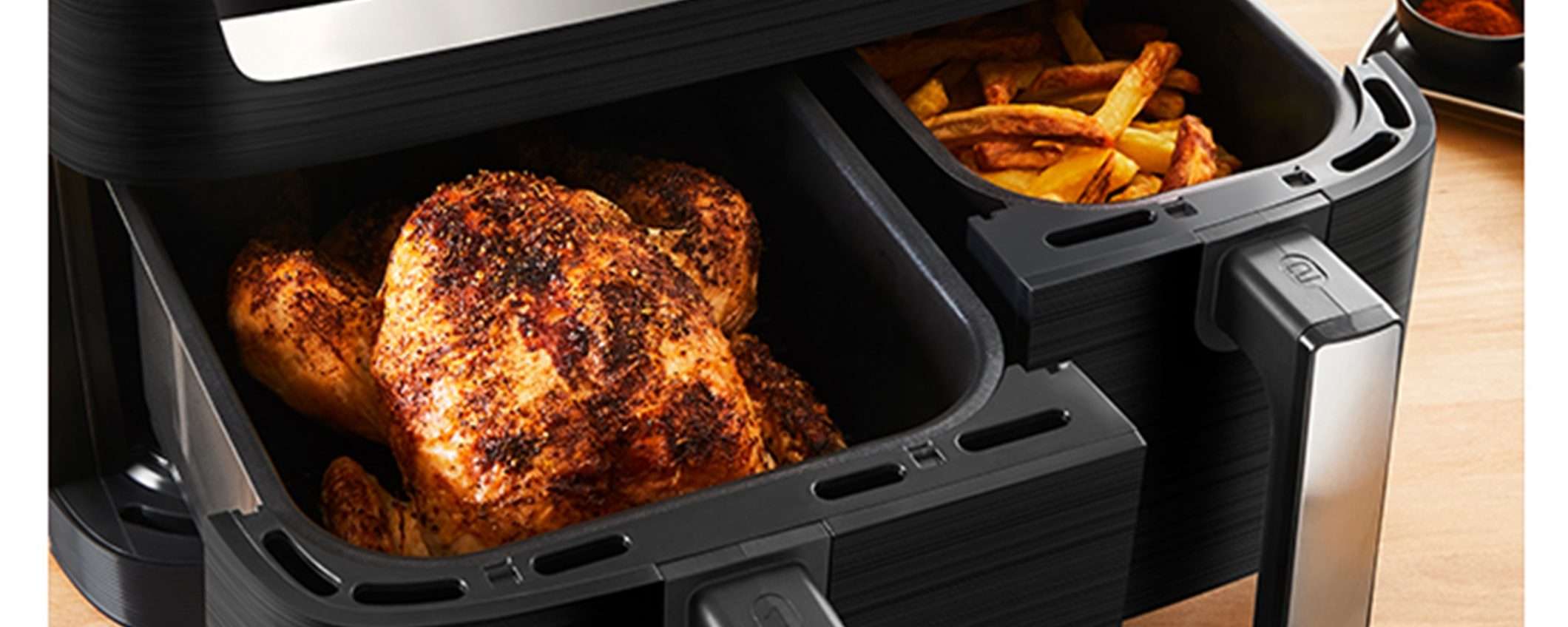 Friggitrice ad Aria Moulinex con doppio cestello XXL: prezzo BOMBA! Friggitrice ad Aria Moulinex con doppio cestello XXL: prezzo BOMBA!