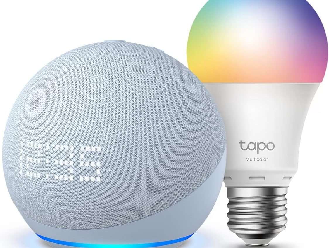 Echo Dot + lampadina smart in OFFERTISSIMA: solo 38€ con un super risparmio Echo Dot + lampadina smart in OFFERTISSIMA: solo 38€ con un super risparmio