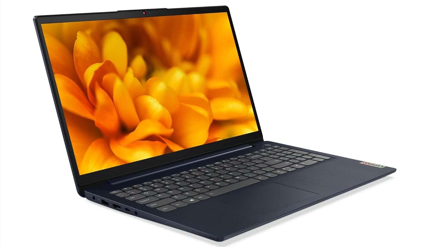 Il Lenovo IdeaPad 3 è in offerta ad un ottimo prezzo su Amazon Il Lenovo IdeaPad 3 è in offerta ad un ottimo prezzo su Amazon