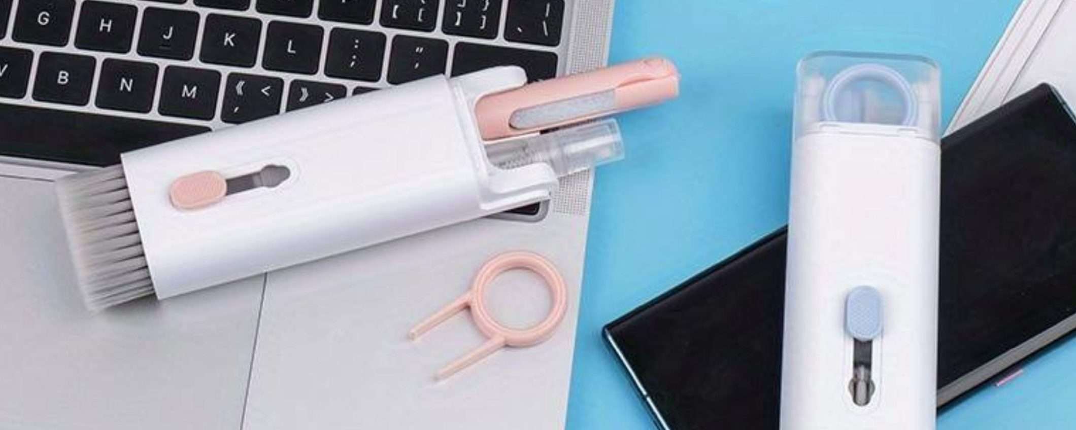 Il kit 7 in 1 per pulire tutti i dispositivi di elettronica SPOPOLA: da avere (3€) Il kit 7 in 1 per pulire tutti i dispositivi di elettronica SPOPOLA: da avere (3€)