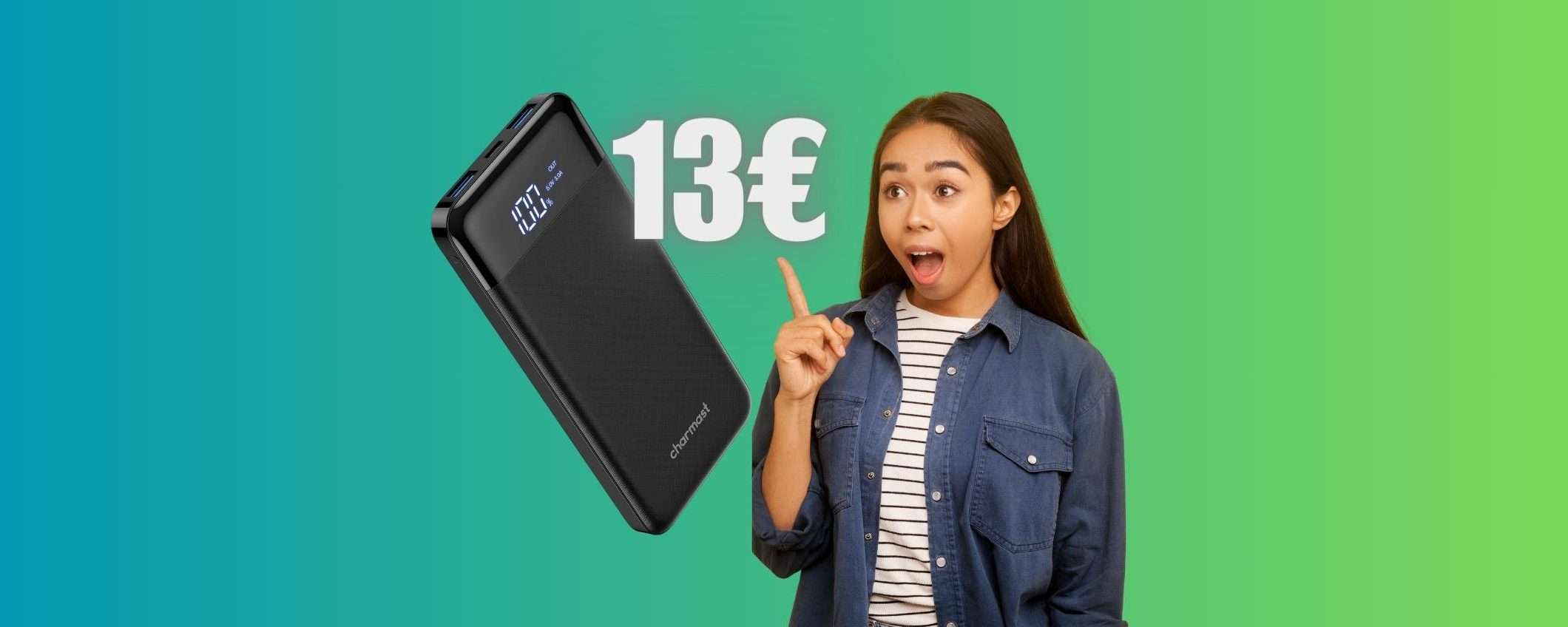 Power Bank super compatto con 3 uscite e mega batteria a 13€ Power Bank super compatto con 3 uscite e mega batteria a 13€