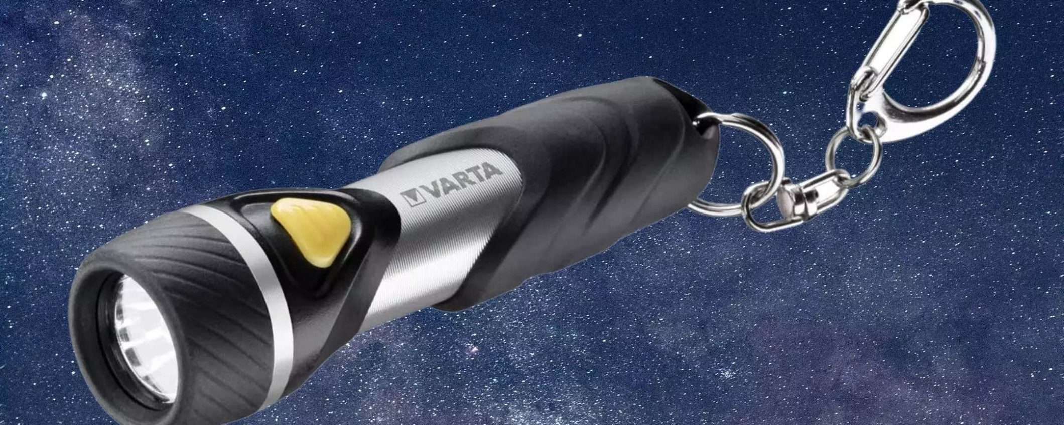 Torcia Varta a 2,99€: dimensioni MINI, luminosità ENORME (-50%) Torcia Varta a 2,99€: dimensioni MINI, luminosità ENORME (-50%)