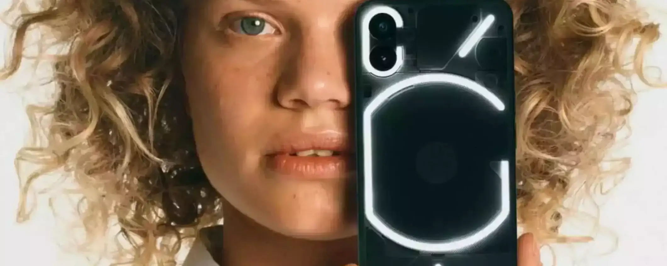 Nothing Phone (1): a 380€ è il miglior MIDRANGE da comprare oggi Nothing Phone (1): a 380€ è il miglior MIDRANGE da comprare oggi