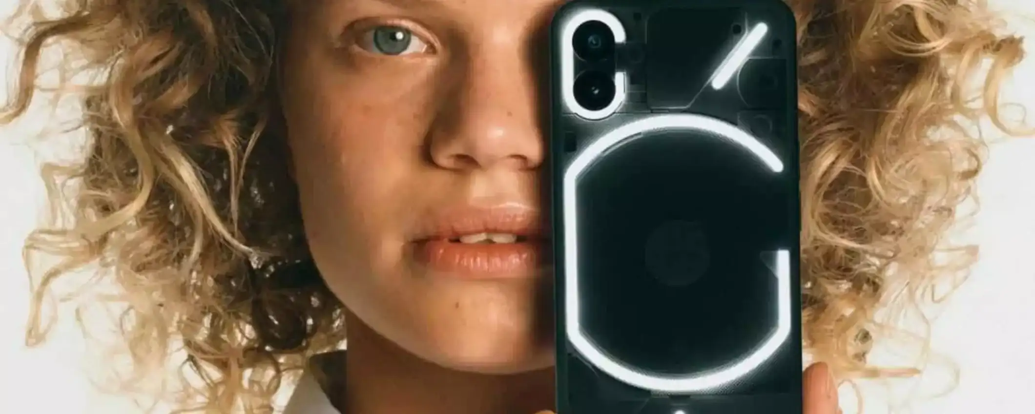 Nothing Phone (1): a questo prezzo non puoi ignorarlo (solo 339€) Nothing Phone (1): a questo prezzo non puoi ignorarlo (solo 339€)