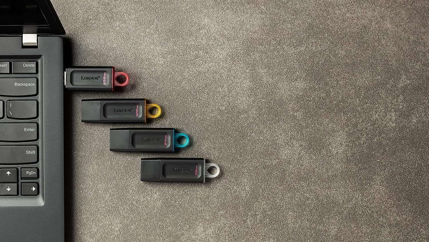 Pendrive Kingston DataTraveler Exodia da 128GB: su Amazon il prezzo crolla a soli 8€ (-55%) Pendrive Kingston DataTraveler Exodia da 128GB: su Amazon il prezzo crolla a soli 8€ (-55%)