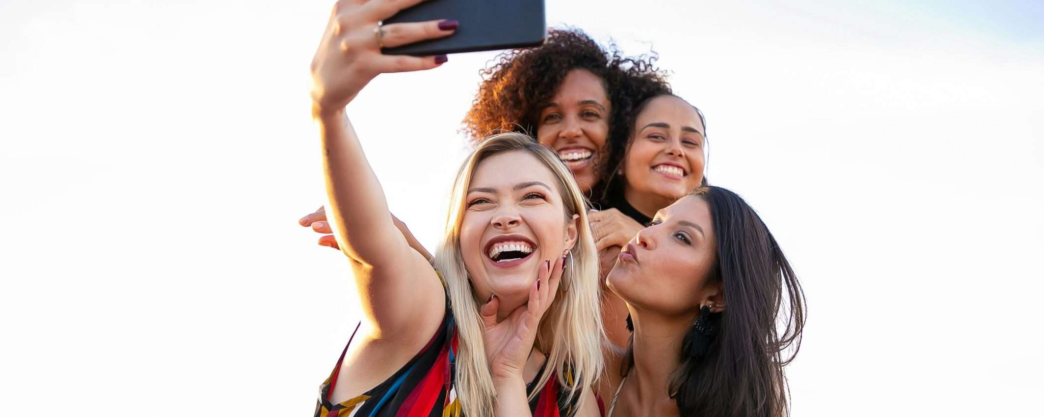 Passa a ho. Mobile: 100 GB a meno di 6 euro al mese con QUEST'OFFERTA Passa a ho. Mobile: 100 GB a meno di 6 euro al mese con QUEST'OFFERTA