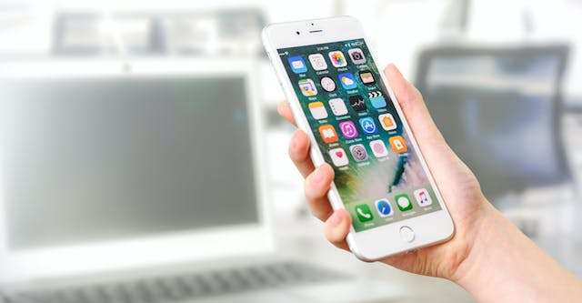 Come disconnettere l'ID Apple dal dispositivo principale