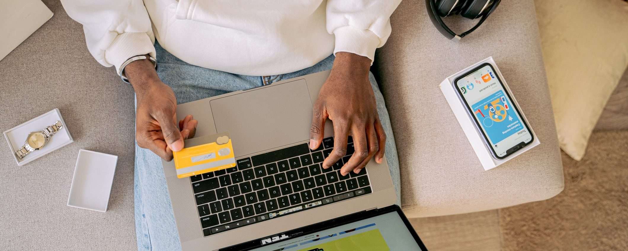 Nuova carta di credito: ecco quale scegliere per averla GRATIS Nuova carta di credito: ecco quale scegliere per averla GRATIS