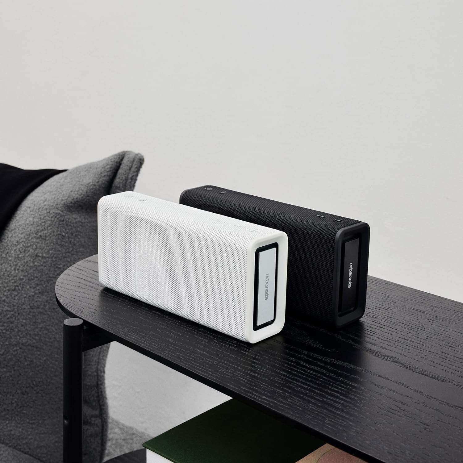 speaker-bluetooth-60h-autonomia-minimo-storico-design