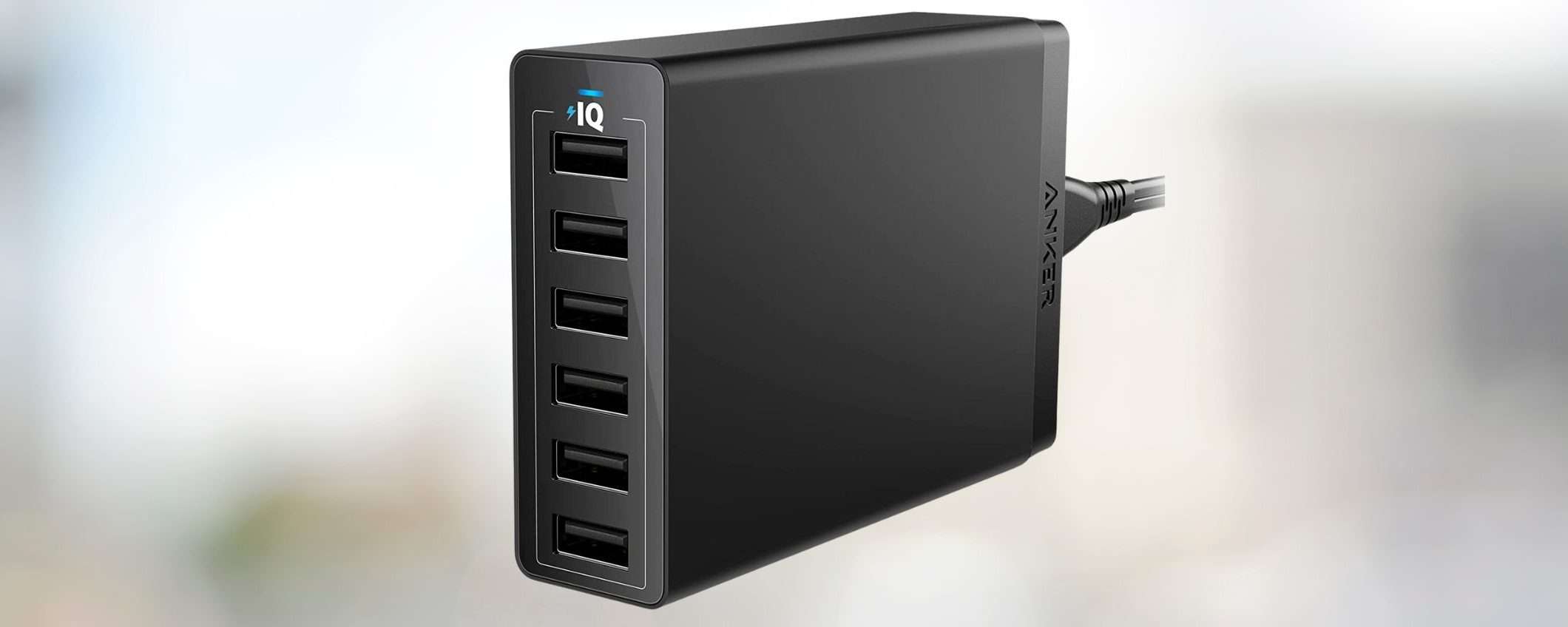 Caricatore USB multiplo con 6 porte in offerta su Amazon Caricatore USB multiplo con 6 porte in offerta su Amazon