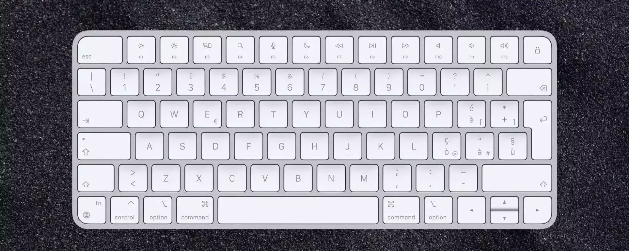 Apple Magic Keyboard: la tastiera MUST HAVE per il tuo Mac (-11%) Apple Magic Keyboard: la tastiera MUST HAVE per il tuo Mac (-11%)
