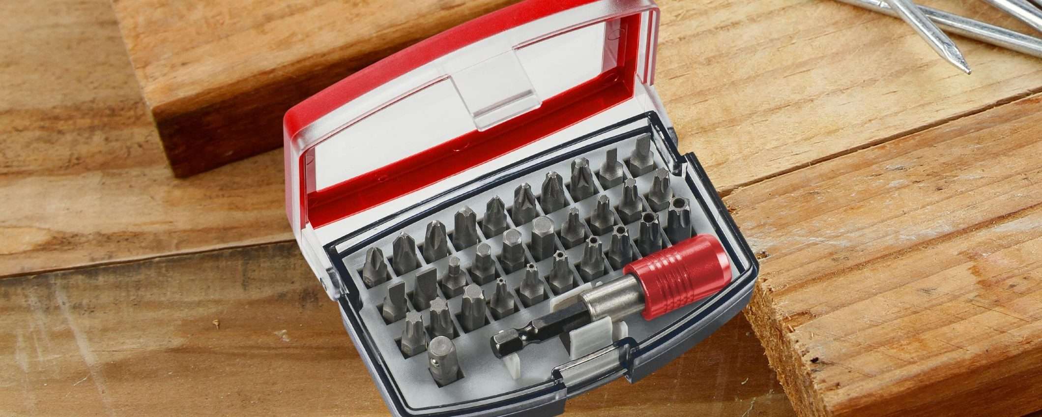 Amazon prezzi STRACCIATI: 5,50€ per questo kit 32 in 1, sconto 64% Amazon prezzi STRACCIATI: 5,50€ per questo kit 32 in 1, sconto 64%