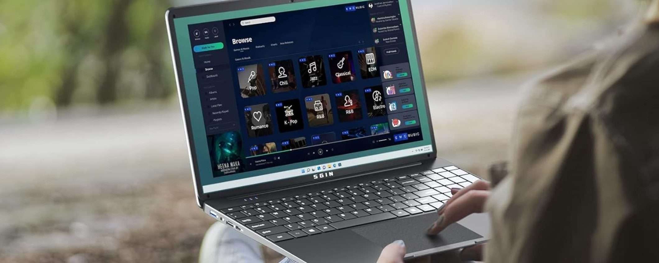 Solo 189€ per una BESTIA di portatile: RAM 8GB, SSD 256GB e Windows 11 Solo 189€ per una BESTIA di portatile: RAM 8GB, SSD 256GB e Windows 11