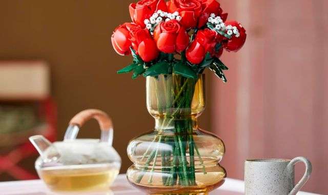 LEGO Bouquet Rose San Valentino