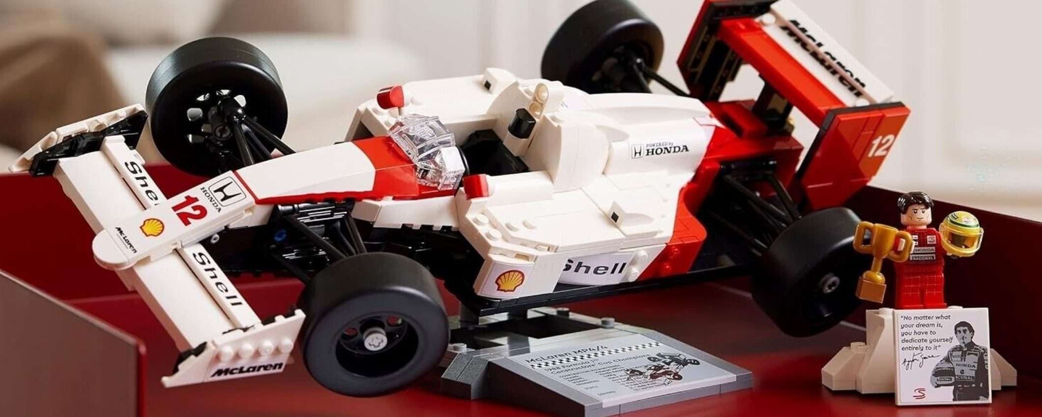 La bellissima LEGO McLaren di Ayrton Senna è in SCONTO su eBay con questo codice La bellissima LEGO McLaren di Ayrton Senna è in SCONTO su eBay con questo codice