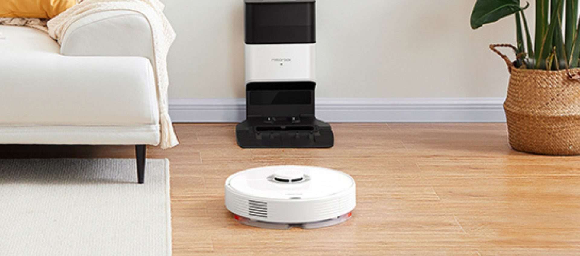 Roborock Q7 Max+, super robot 2-in-1 in offerta: ha anche la stazione per lo scarico