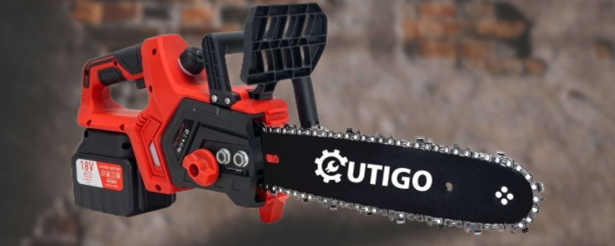 Una motosega wireless VERA: lama 30 cm e 2 batterie, prezzo WOW (104€) Una motosega wireless VERA: lama 30 cm e 2 batterie, prezzo WOW (104€)