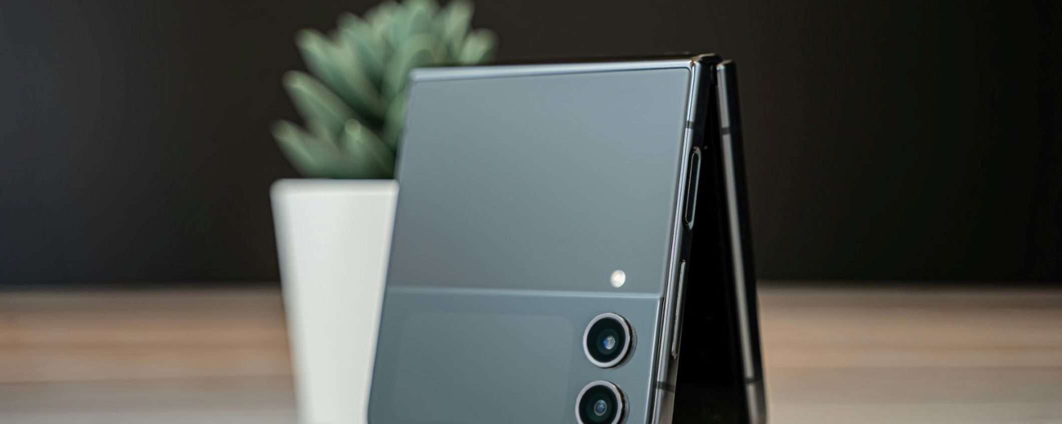 Samsung Galaxy Z Flip 5: ottieni 400€ di rimborso da Unieuro ORA