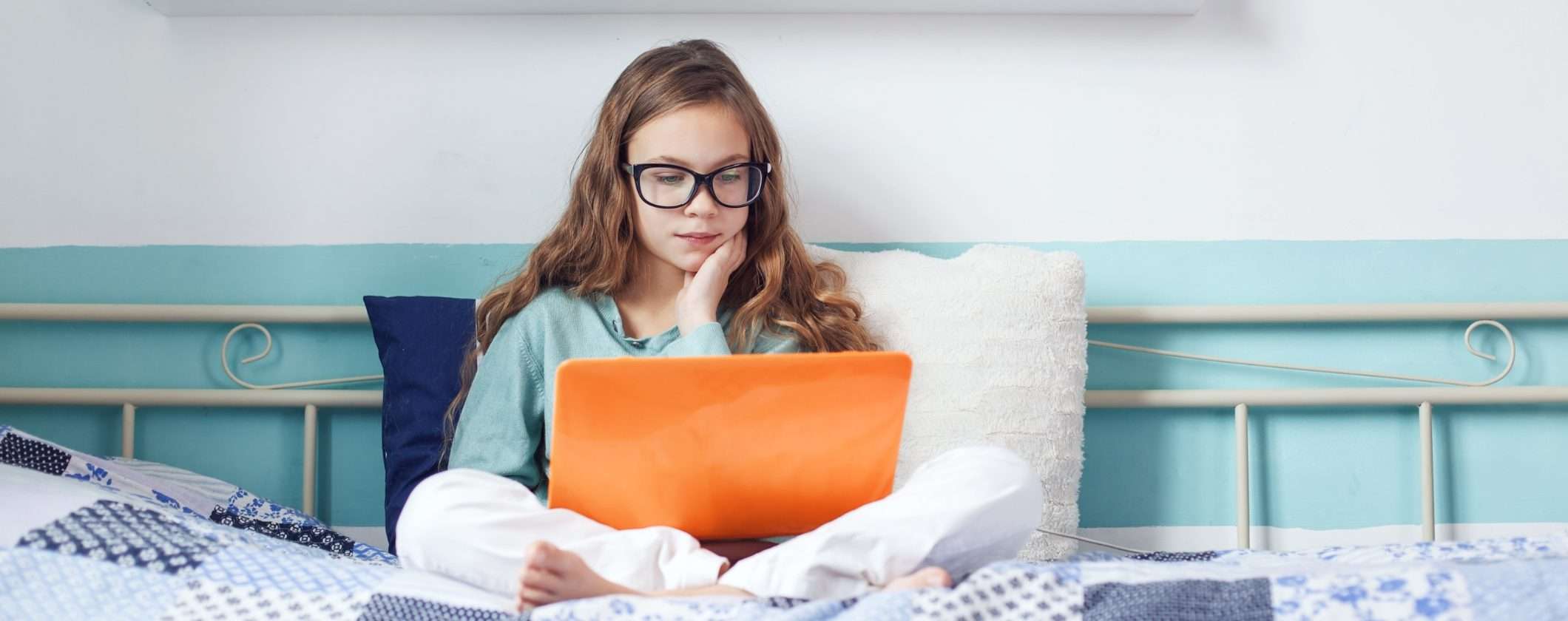 Sconfiggi Hacker e Tracker online a meno di 4€ mese Sconfiggi Hacker e Tracker online a meno di 4€ mese