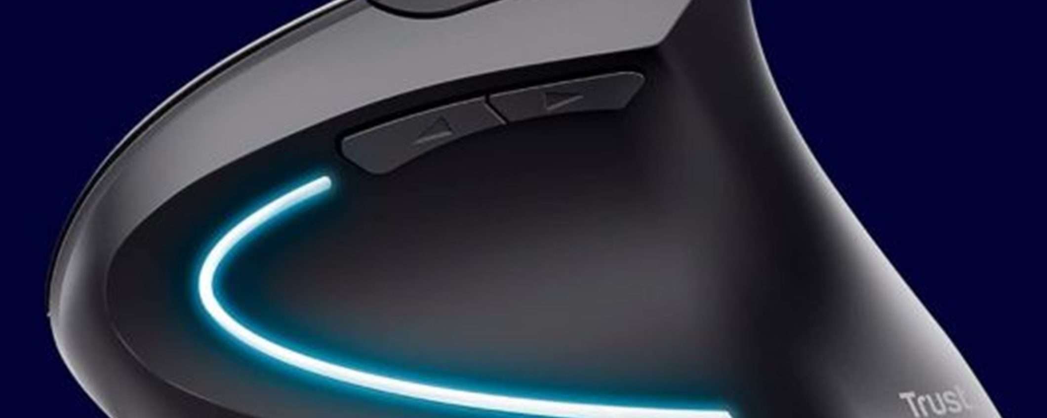 Mouse verticale Trust Verto: su Amazon il suo prezzo è BASSISSIMO! Mouse verticale Trust Verto: su Amazon il suo prezzo è BASSISSIMO!