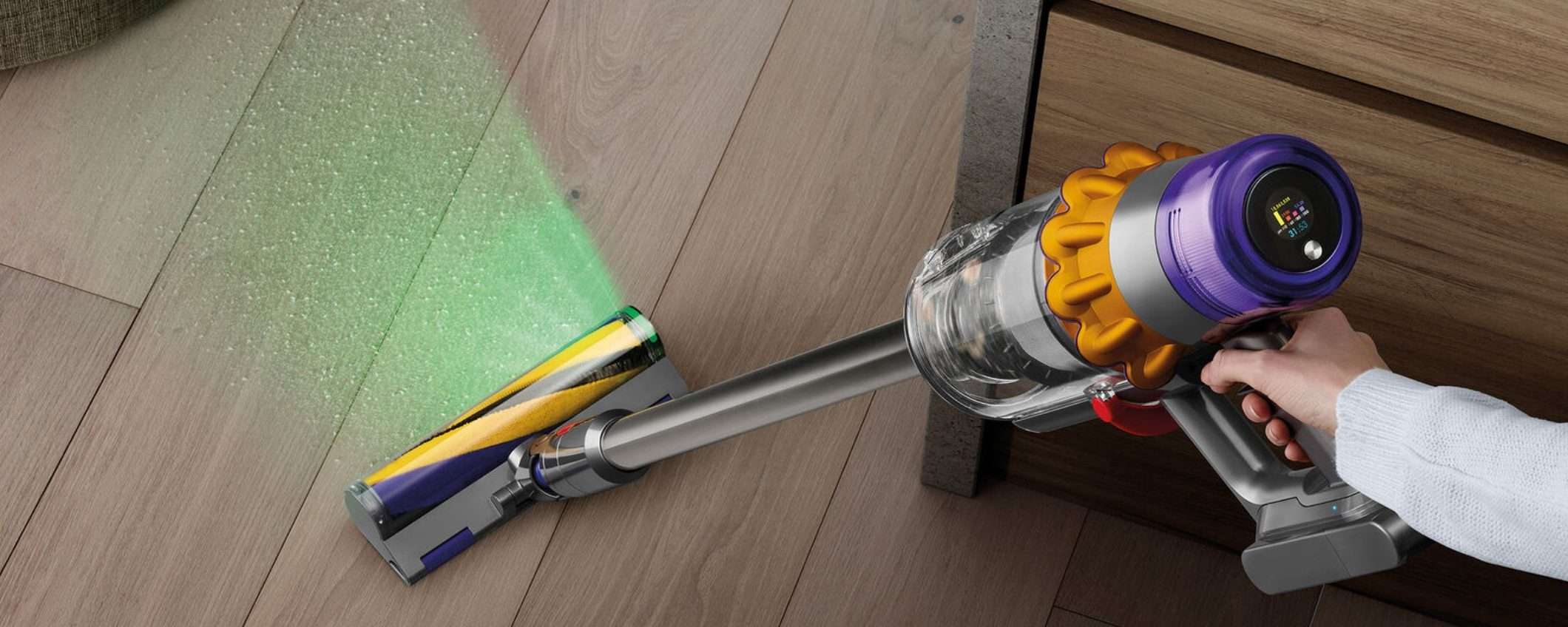 Aspirapolvere Dyson V15: sconto UFFICIALE di 150 euro su eBay