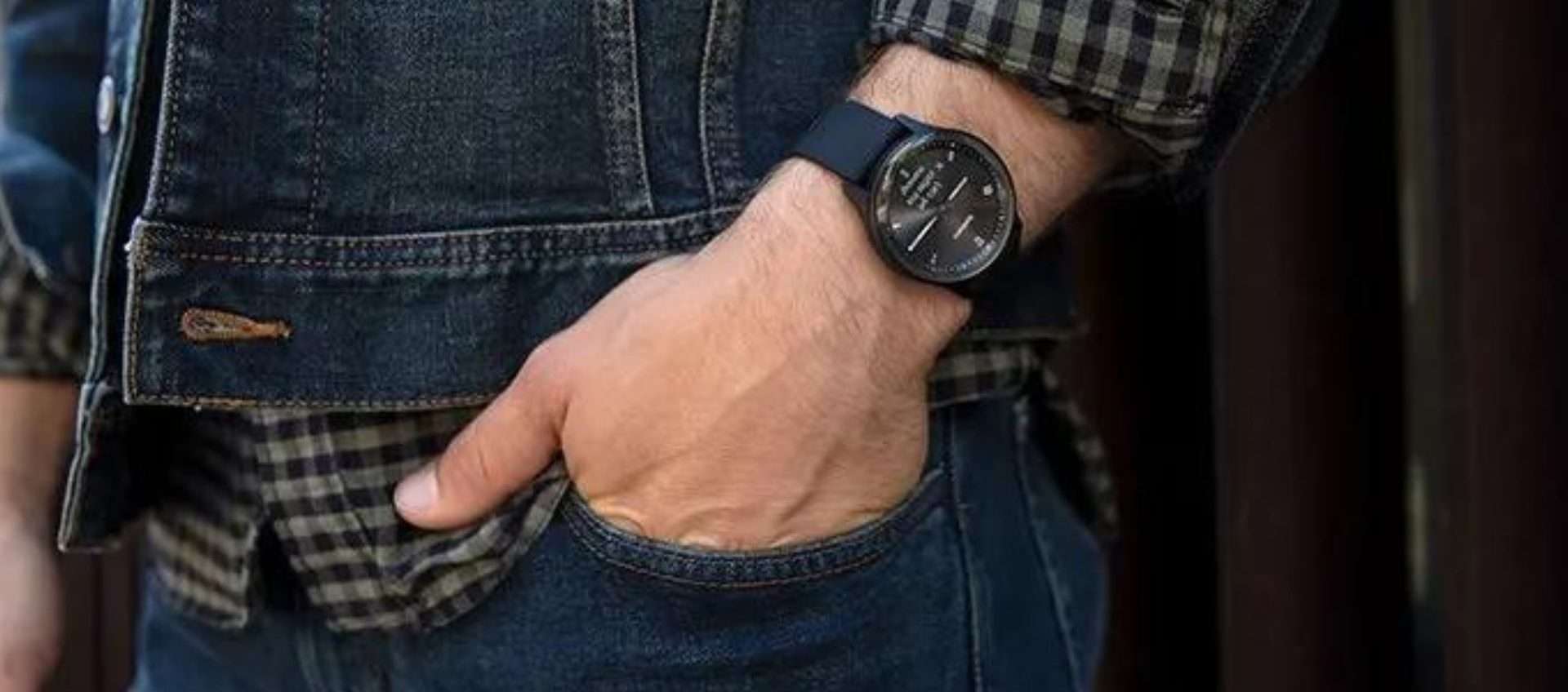 Garmin Vivomove Sport in offerta: lo smartwatch più elegante in commercio?