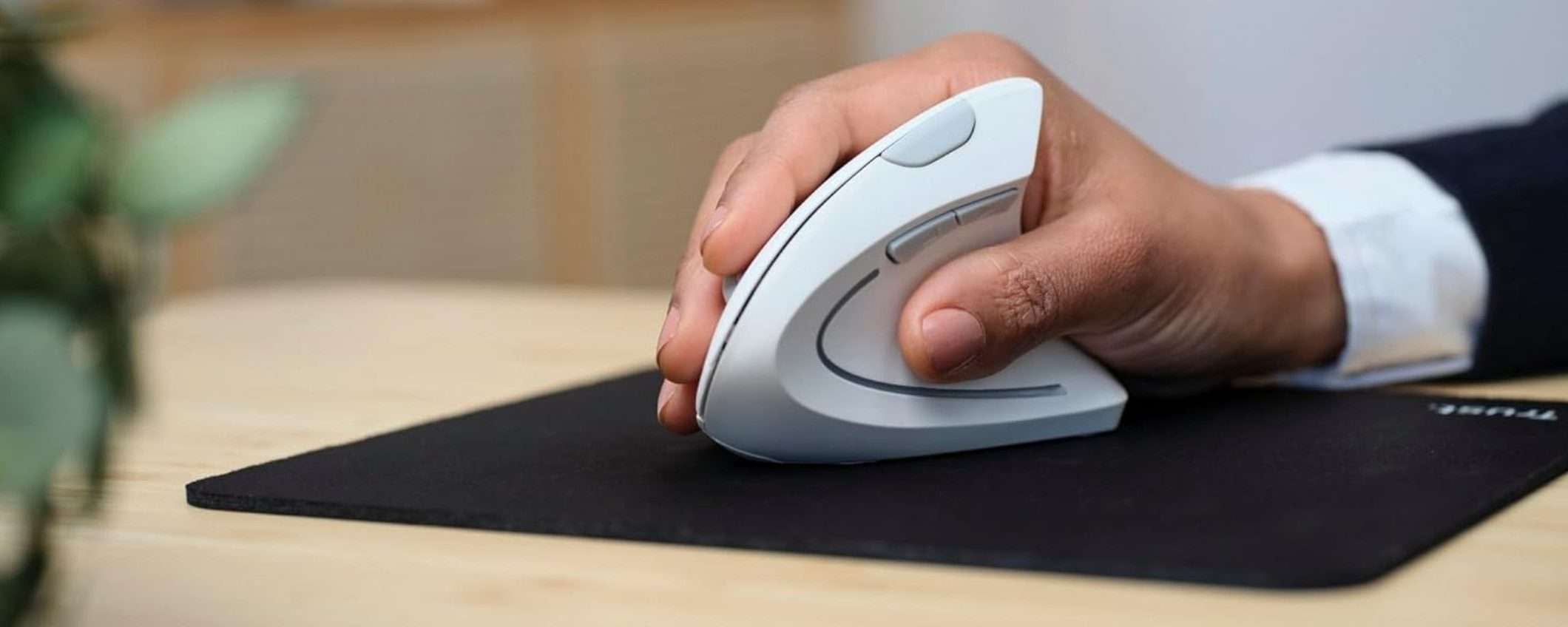Mouse verticale Trust Verto: MEGA SCONTO di primavera (-37%) Mouse verticale Trust Verto: MEGA SCONTO di primavera (-37%)