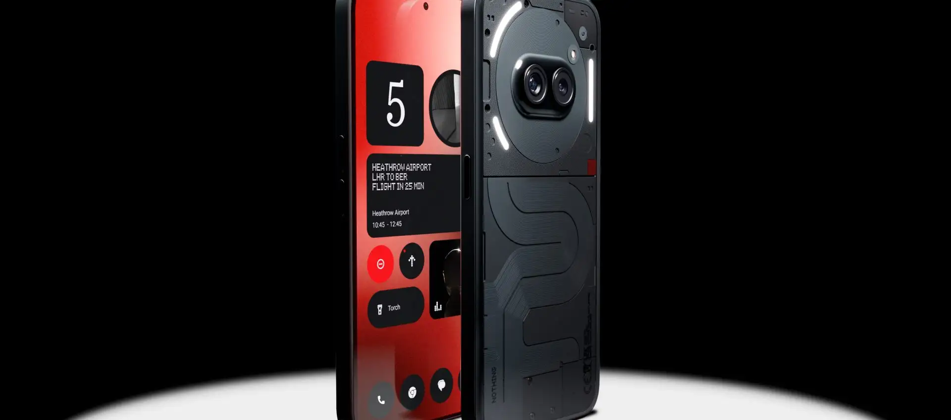 Nothing Phone (2a): un midrange bilanciato Nothing Phone (2a): un midrange bilanciato