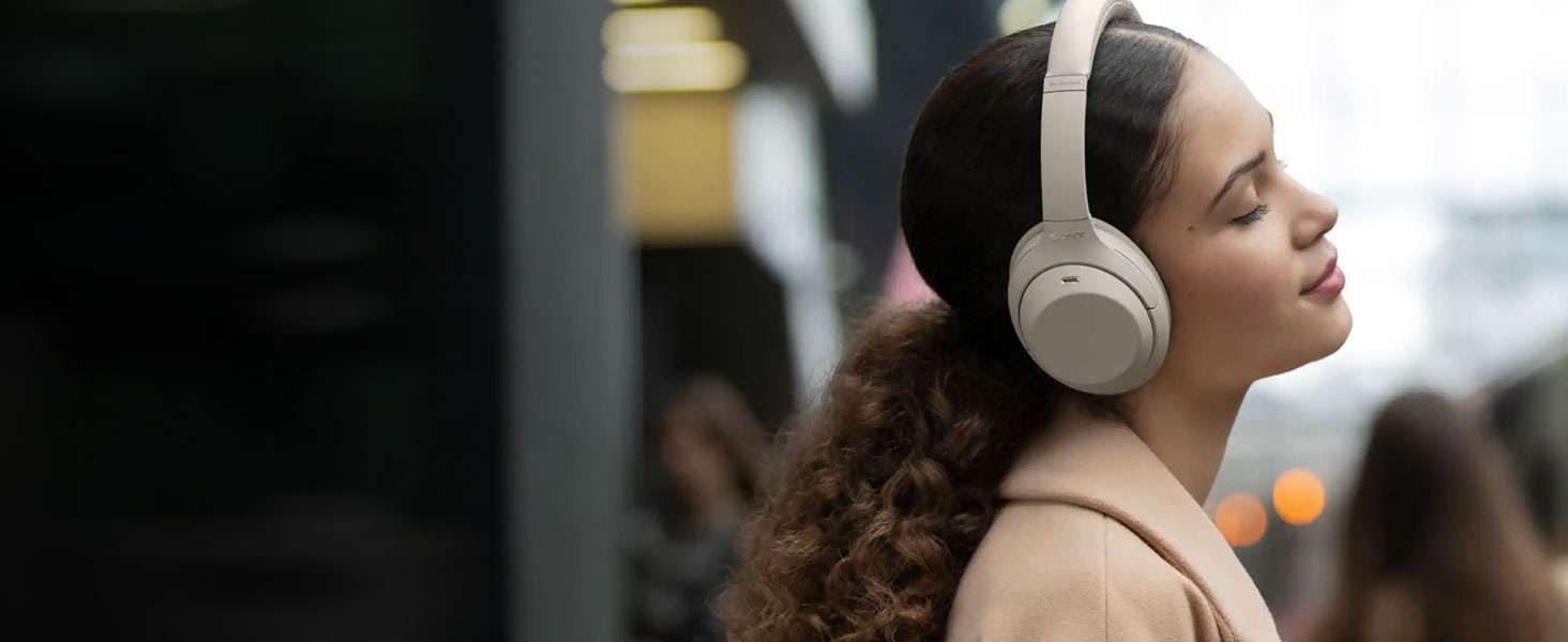 Le Sony WH-1000XM4 sono in offerta su Amazon: tue con lo sconto del 38% Le Sony WH-1000XM4 sono in offerta su Amazon: tue con lo sconto del 38%