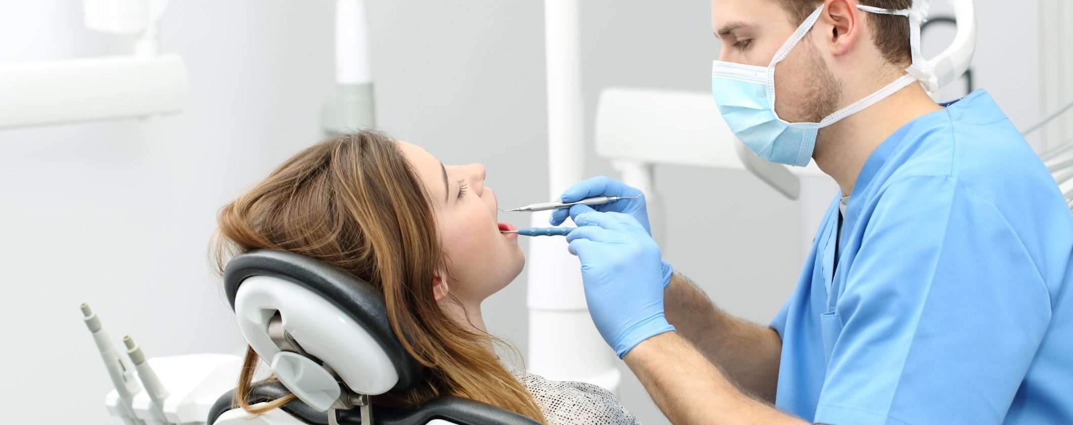 Dentista (quasi) a COSTO ZERO con UniSalute Dentista (quasi) a COSTO ZERO con UniSalute