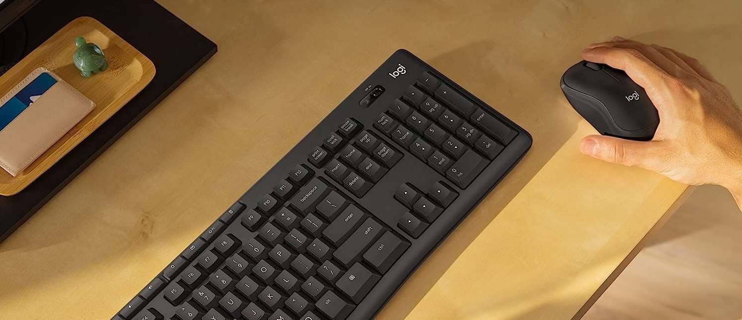 Kit tastiera e mouse wireless Logitech in SUPER OFFERTA su Amazon (-41%) Kit tastiera e mouse wireless Logitech in SUPER OFFERTA su Amazon (-41%)