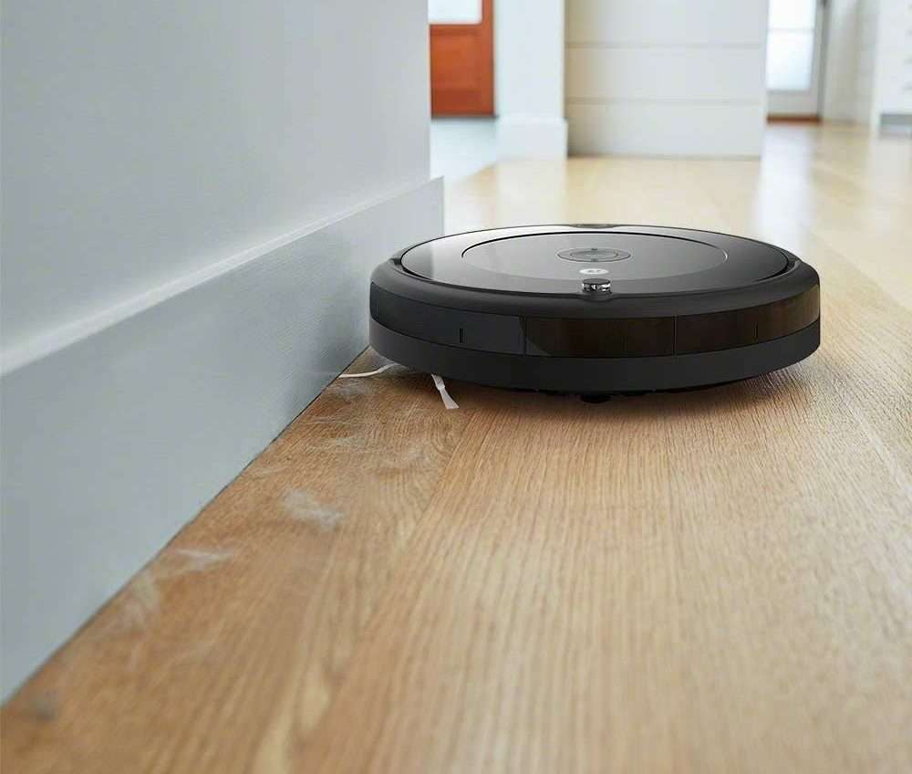 iRobot Roomba 692 in offerta su Amazon: il prezzo crolla del 33% iRobot Roomba 692 in offerta su Amazon: il prezzo crolla del 33%