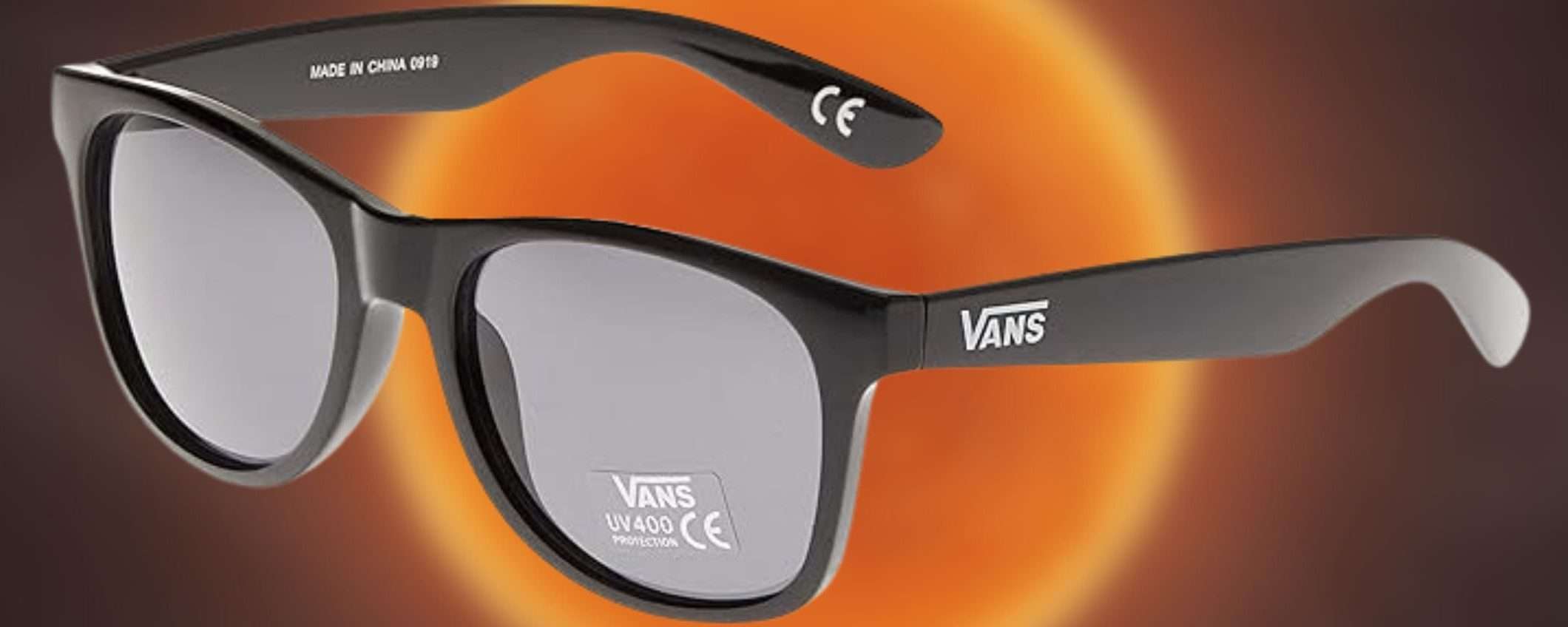 VANS: solo 14€ per gli ICONICI occhiali da sole di ottima qualità (Amazon)