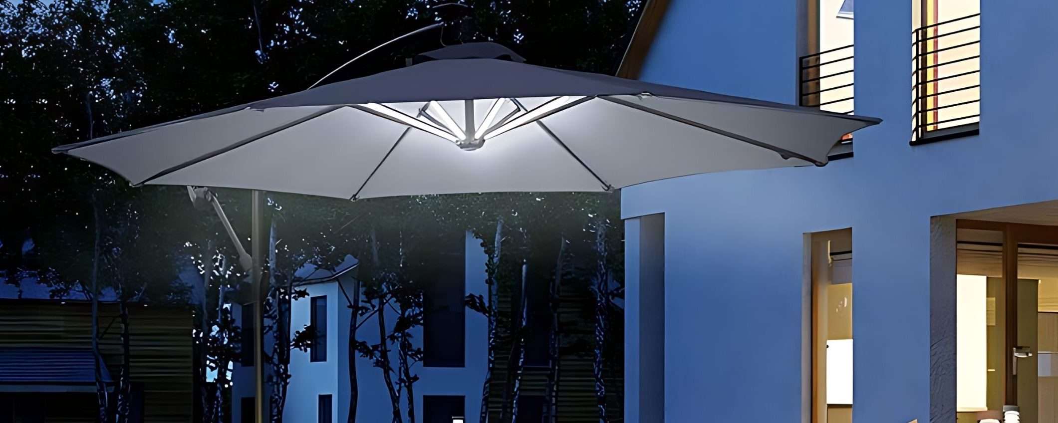 Ombrellone da giardino con LED a energia solare al 50% su Amazon (COUPON) Ombrellone da giardino con LED a energia solare al 50% su Amazon (COUPON)