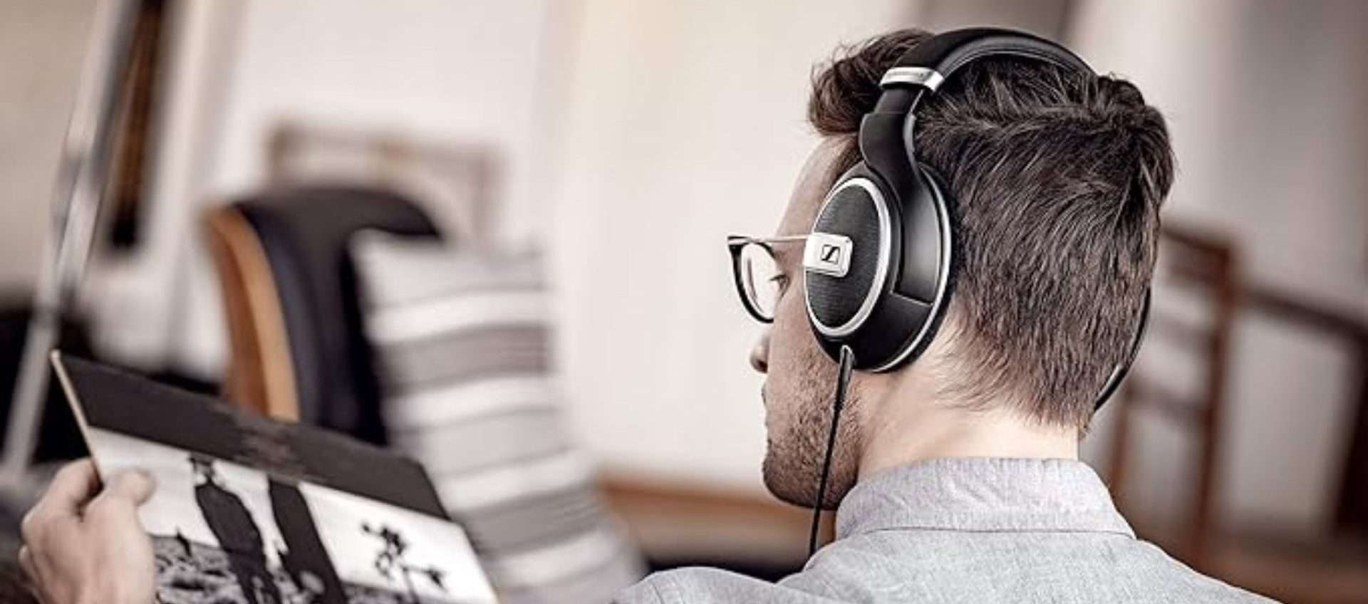 Sennheiser HD 599 in offerta: con lo sconto del 55% sono da prendere subito Sennheiser HD 599 in offerta: con lo sconto del 55% sono da prendere subito