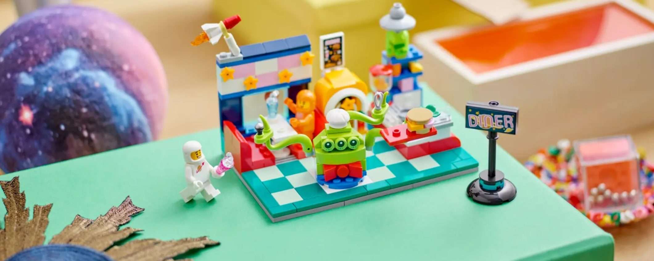 LEGO: Tavola calda dell'alieno in omaggio con l'acquisto di un altro set LEGO: Tavola calda dell'alieno in omaggio con l'acquisto di un altro set