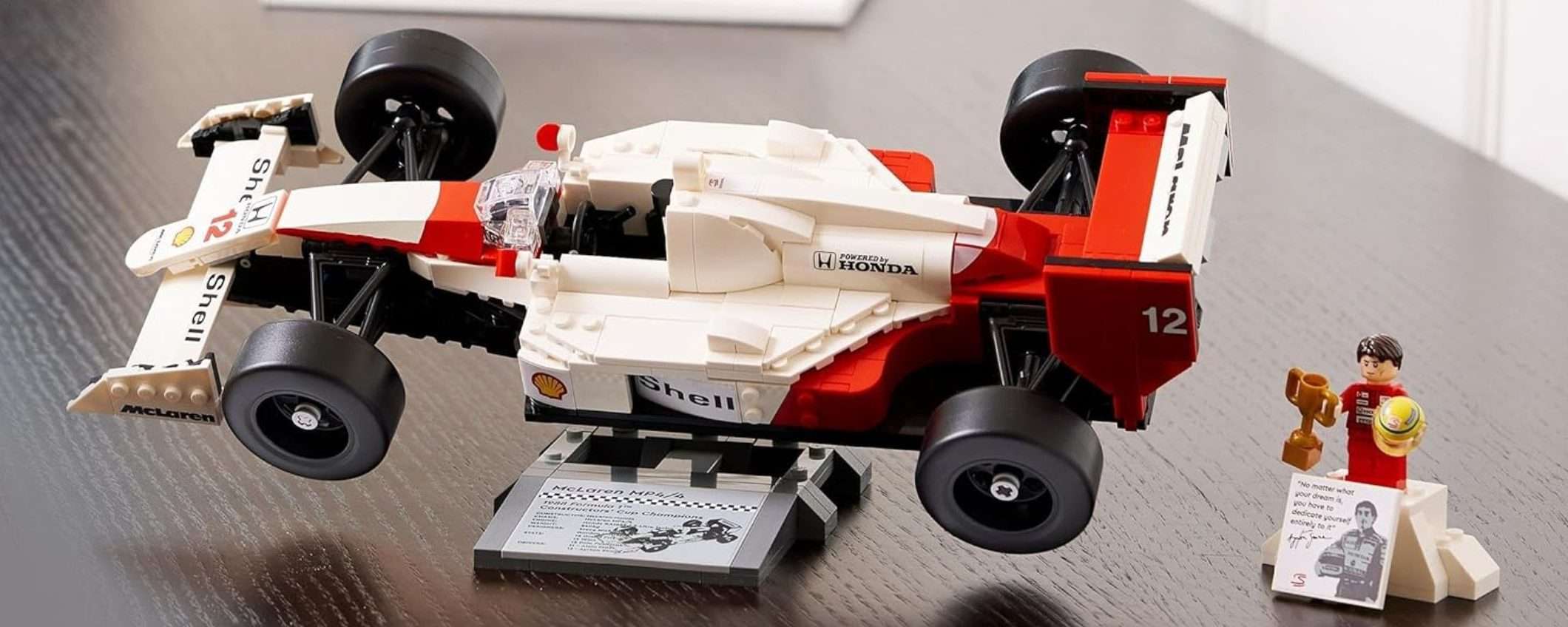 McLaren LEGO di Ayrton Senna: prezzo da URLO su Amazon al minimo storico McLaren LEGO di Ayrton Senna: prezzo da URLO su Amazon al minimo storico
