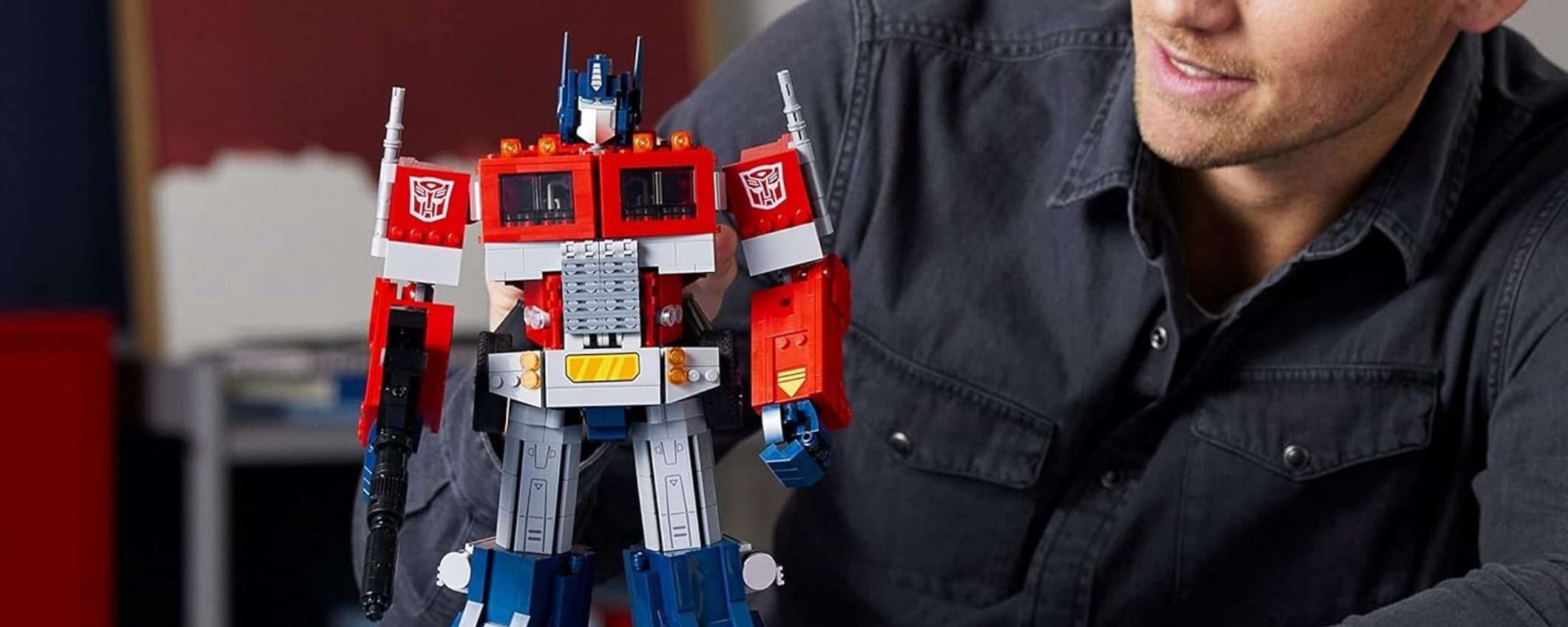 Il magnifico set LEGO Transformers Optimus Prime 2-in-1 è in OFFERTA su Amazon (-17%) Il magnifico set LEGO Transformers Optimus Prime 2-in-1 è in OFFERTA su Amazon (-17%)
