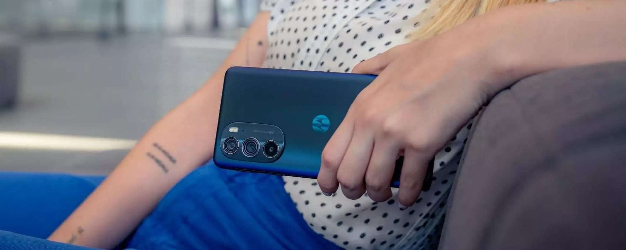 Motorola Edge 30: a meno di 170€ è il midrange da comprare ADESSO Motorola Edge 30: a meno di 170€ è il midrange da comprare ADESSO