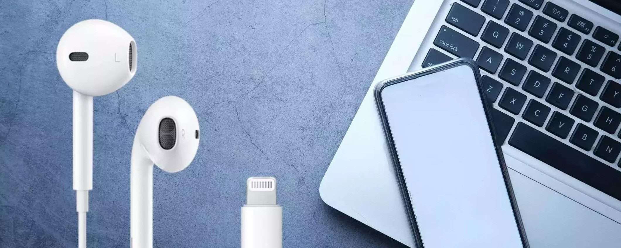 Apple EarPods con porta Lightning: costano meno di 17€ su Amazon Apple EarPods con porta Lightning: costano meno di 17€ su Amazon