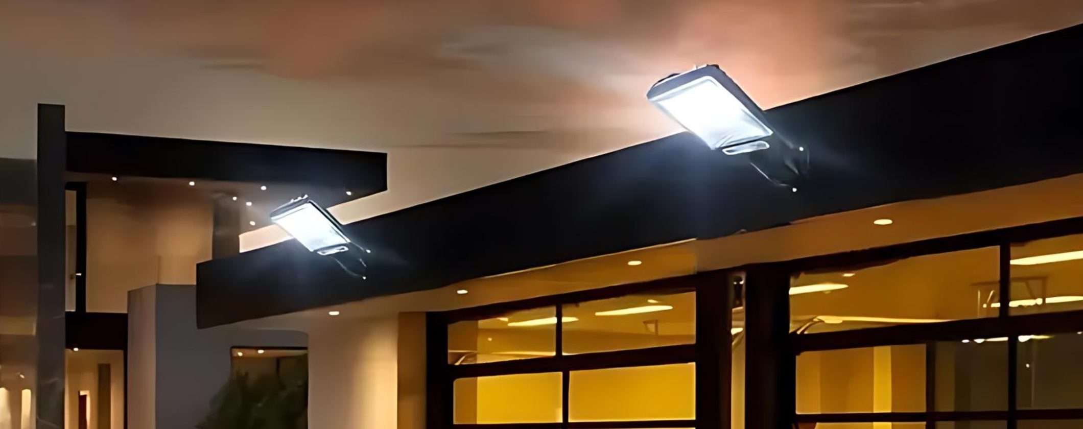 Lampione Solare da esterno che illumina tutto a soli 6€ Lampione Solare da esterno che illumina tutto a soli 6€