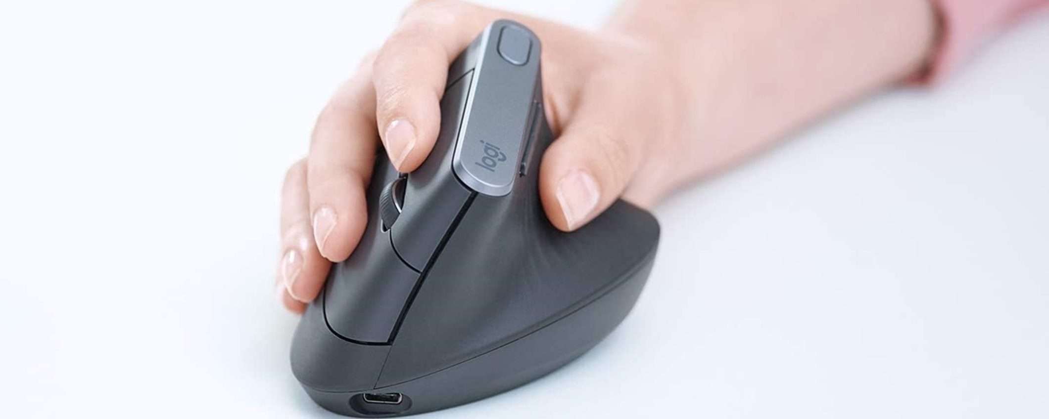 Mouse verticale Logitech MX: altissima qualità a soli 62€ su Amazon Mouse verticale Logitech MX: altissima qualità a soli 62€ su Amazon